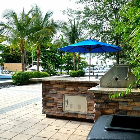 Riviera Luxury Living At River Oaks Marina And Tower 마이애미 외부 사진