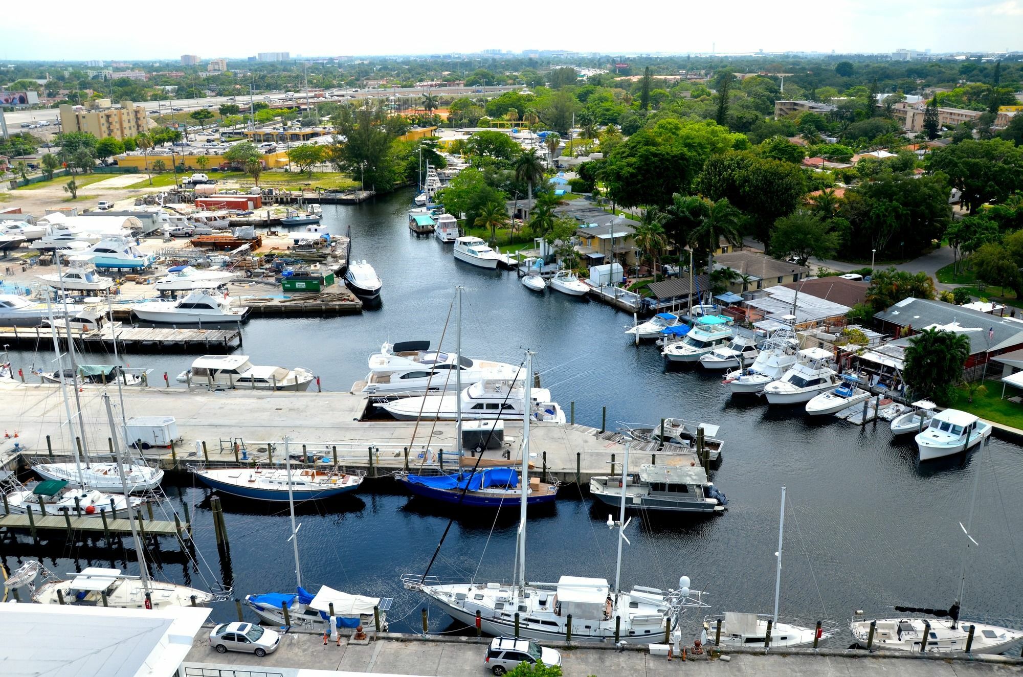Riviera Luxury Living At River Oaks Marina And Tower 마이애미 외부 사진