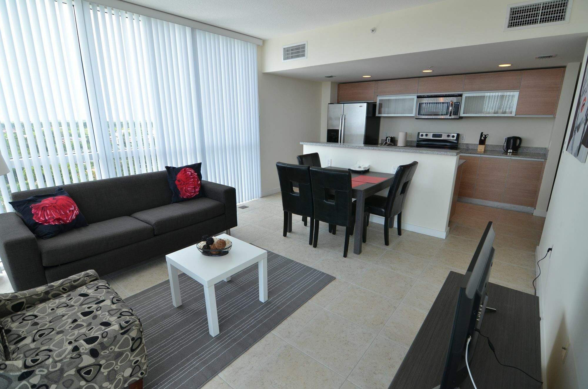 Riviera Luxury Living At River Oaks Marina And Tower 마이애미 외부 사진