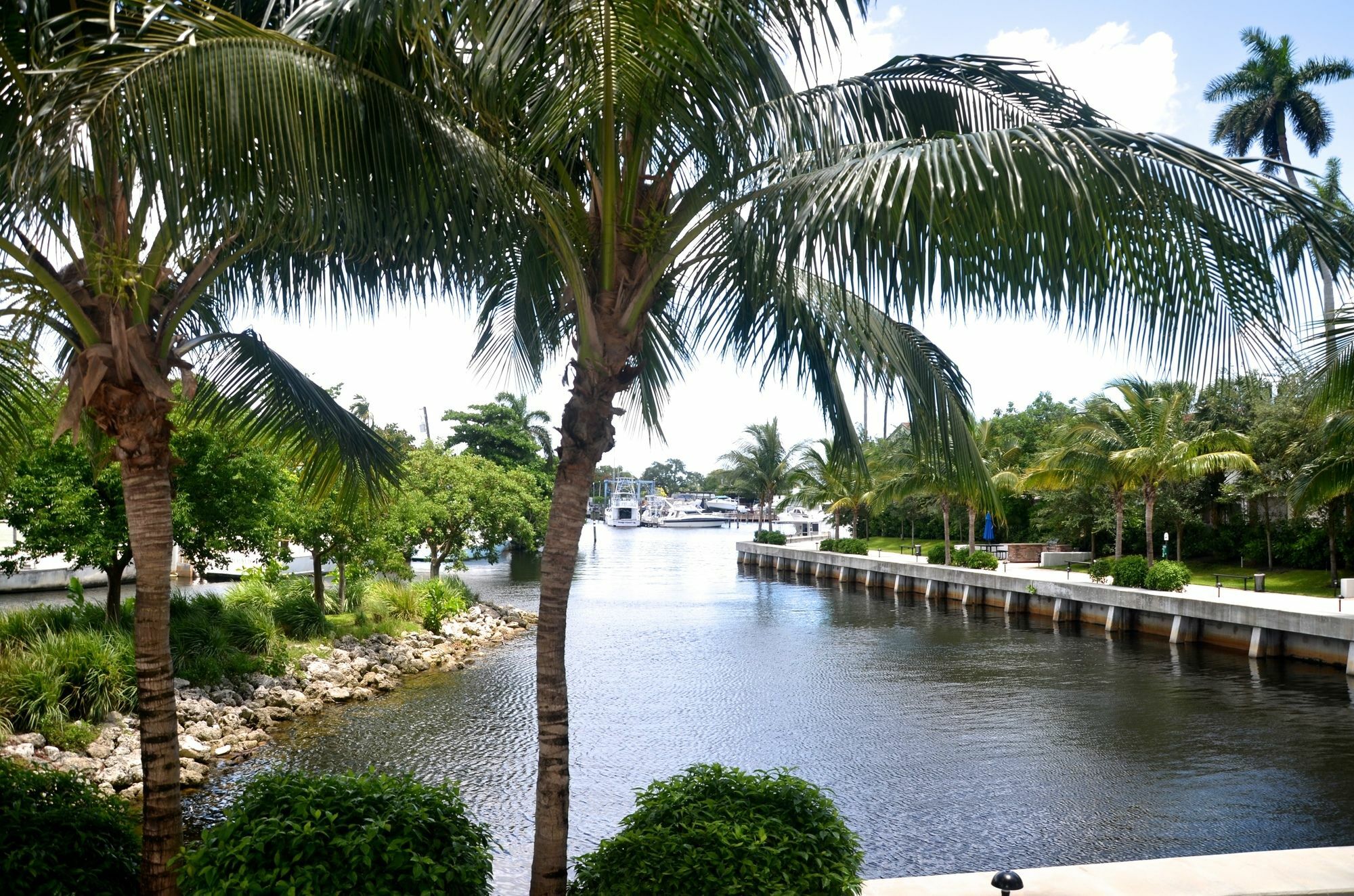 Riviera Luxury Living At River Oaks Marina And Tower 마이애미 외부 사진